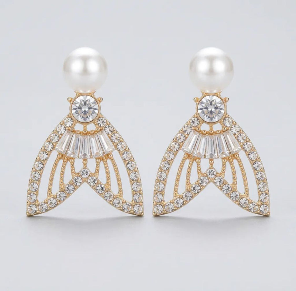 Zircon Stone Pearl Detail Earrings